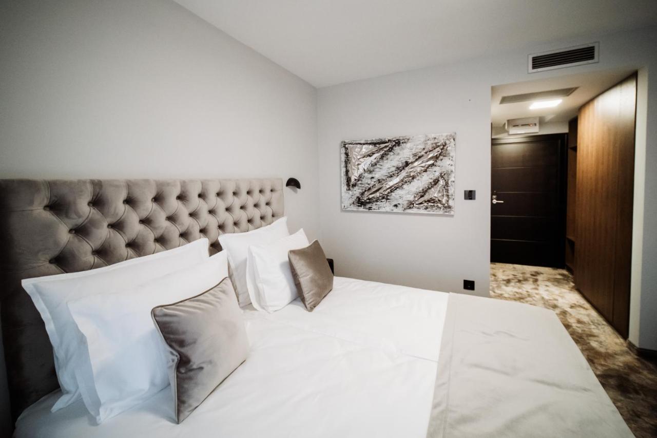 Hotel Barcode Wellness&Spa Sombor Zimmer foto