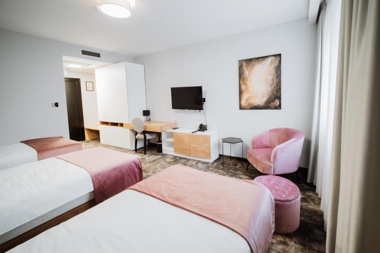 Hotel Barcode Wellness&Spa Sombor Zimmer foto