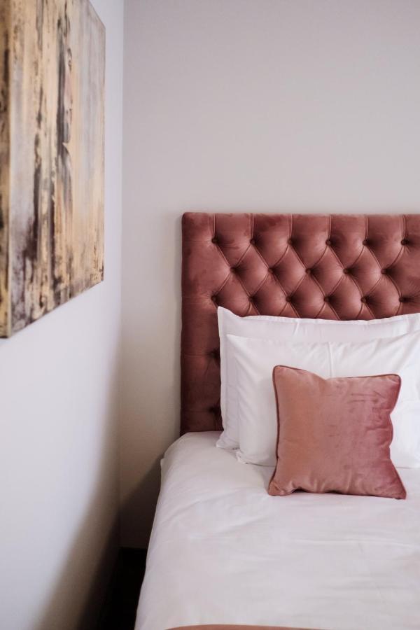 Hotel Barcode Wellness&Spa Sombor Zimmer foto