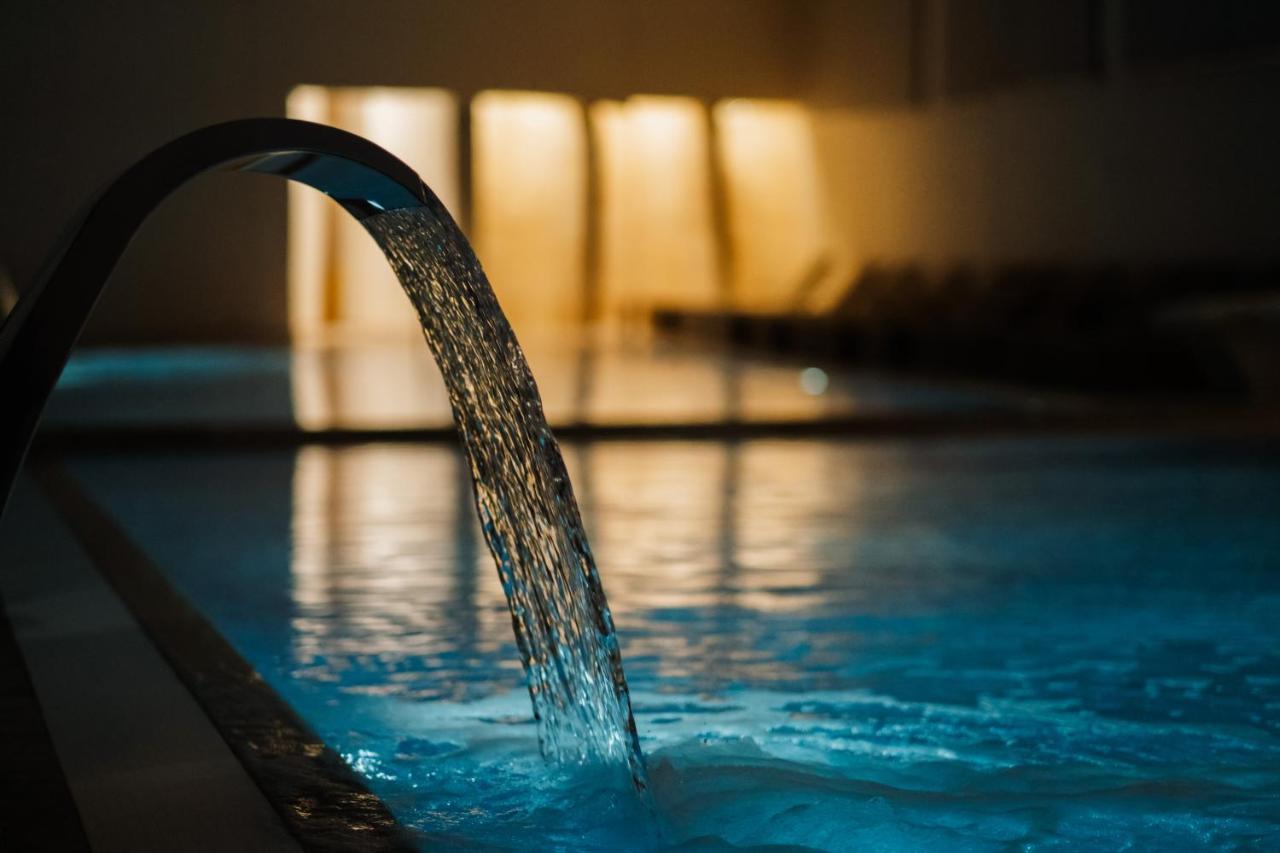 Hotel Barcode Wellness&Spa Sombor Exterior foto