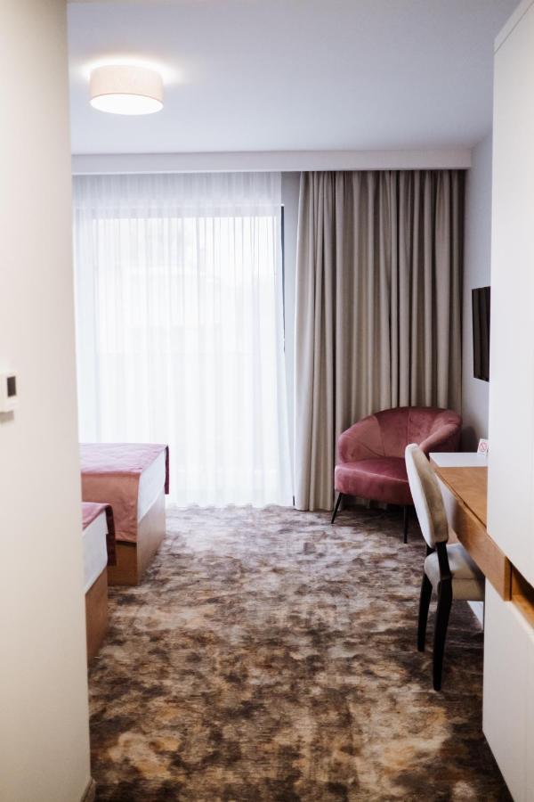 Hotel Barcode Wellness&Spa Sombor Exterior foto