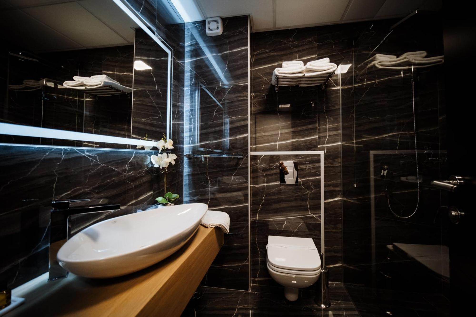 Hotel Barcode Wellness&Spa Sombor Exterior foto
